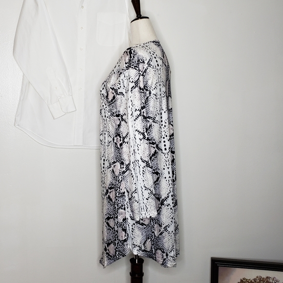 LARGE LEFT NWT Snake Skin Cardigan Open Long - Picture 10 of 14